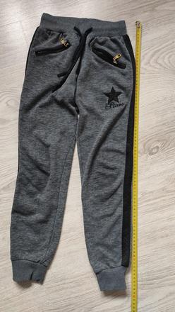 Dievčenské teplaky, 140