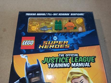 Lego super heroes - justice league training manual, 