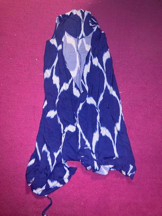 Zaväzovacie šaty, m