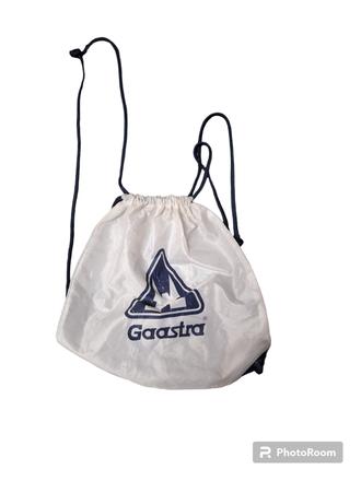 Rupsak na výtvarnú, 