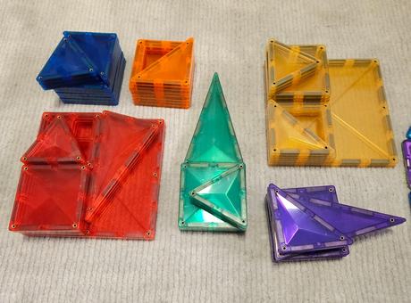 Kreatívne stavebnice (magnetické, autá, stroje), 