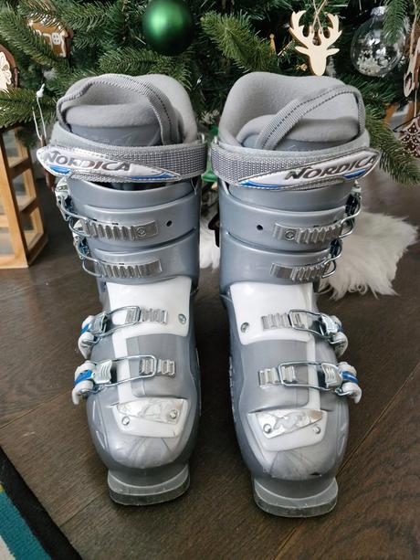 Perfektne lyziarky zn.nordica 295mm/250-255mm, nordica,38