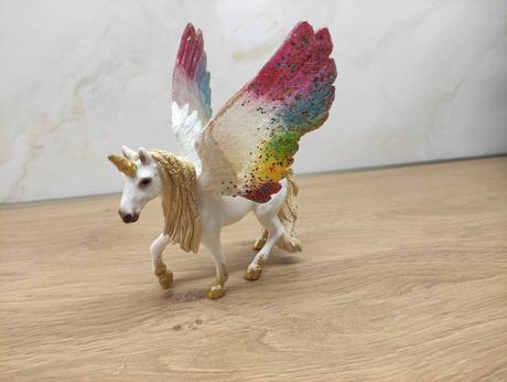 Schleich - duhovy jednorozec,