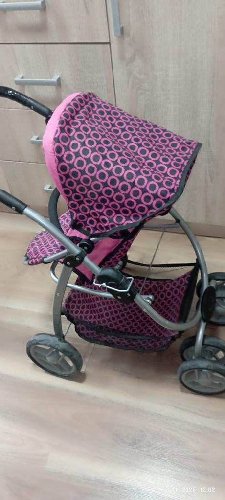 Kočík pre bábiku,