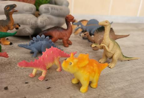 Dinosaury  - 14 kusov, 