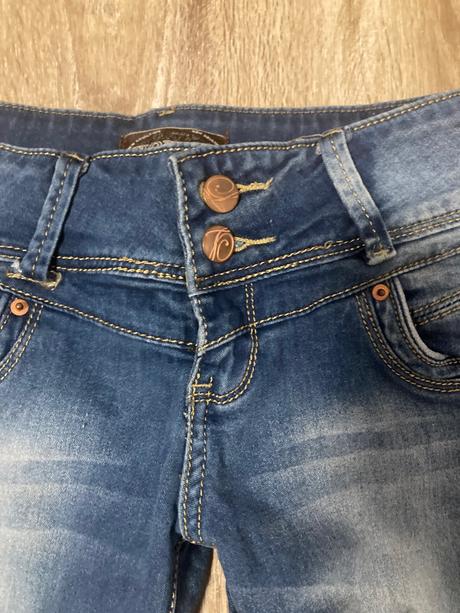 Tmavomodré rifle, m