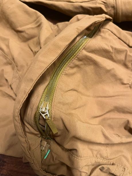 Nohavice na turistiku, 140