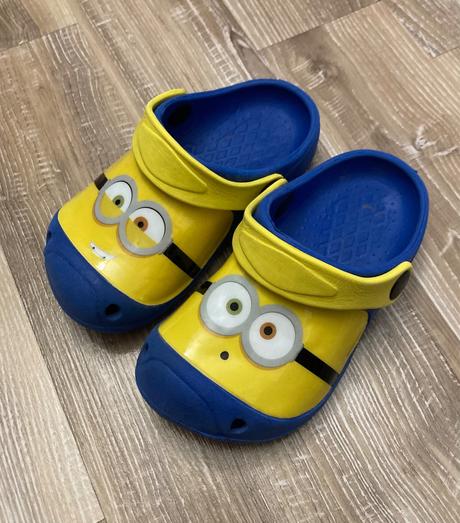 Šľapky/croksy mimóň, pepco,26