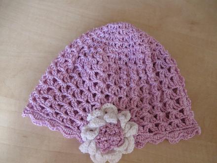 Fialová háčkovaná čiapočka pre dievčatko, 134