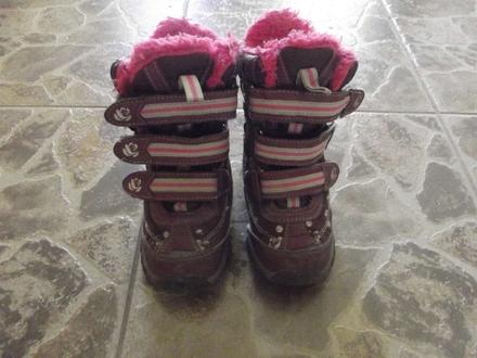 Zimne topanocky-cizmicky, 25