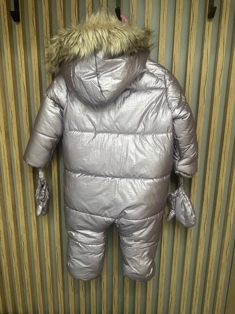 Reserved overal, reserved,86