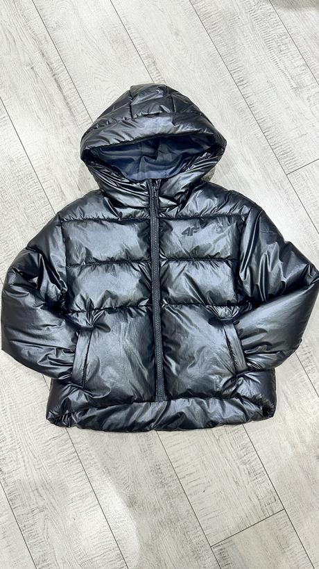 Zimná bunda 4f veľ 128, 128