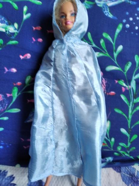 Plašt pre babiku barbie,