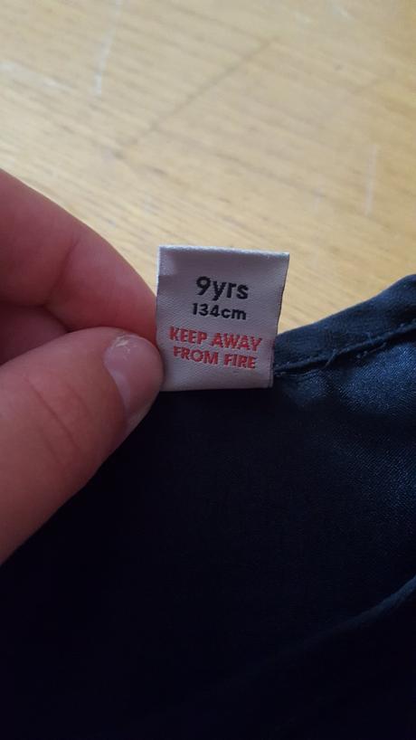 Blúzka s kamienkami, tu,134