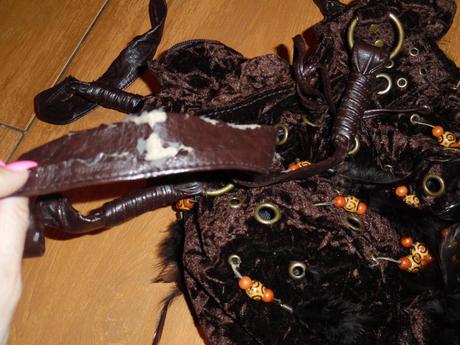 Lakované čižmy, 40