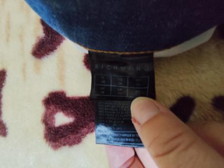 John richmond shortky ako nove,vel.44, 44