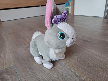 Interaktívne plyšový zajačik bany/betsy, 
