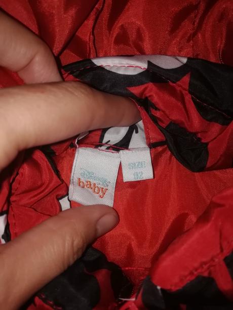 Predám dievčenskú vestu, disney,92