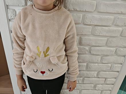 Mikina teplucka 122, ale sadne už od 110-122, 122