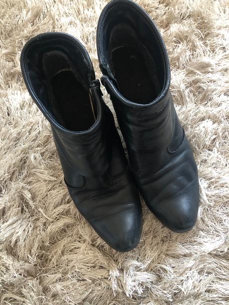 Kožené kotníky, 41