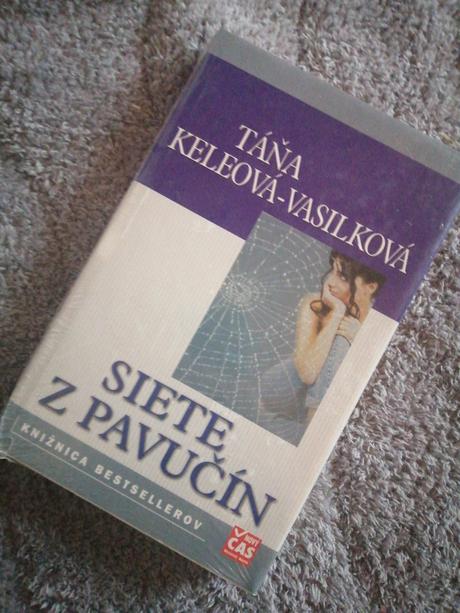 Táňa keleová - vasilková - siete z pavučín, 