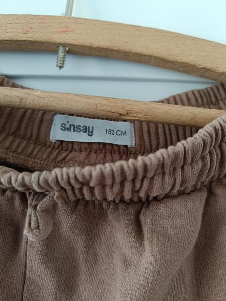 Dievčenské tepláky, sinsay,152