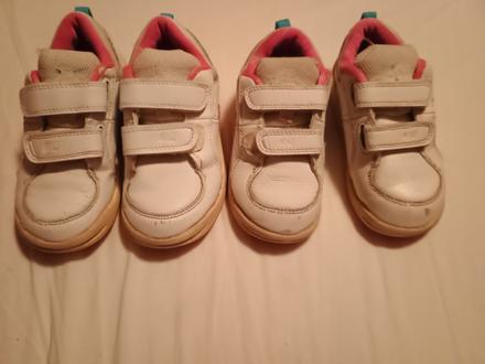 Tenisky v.25 a v.26, nike,25