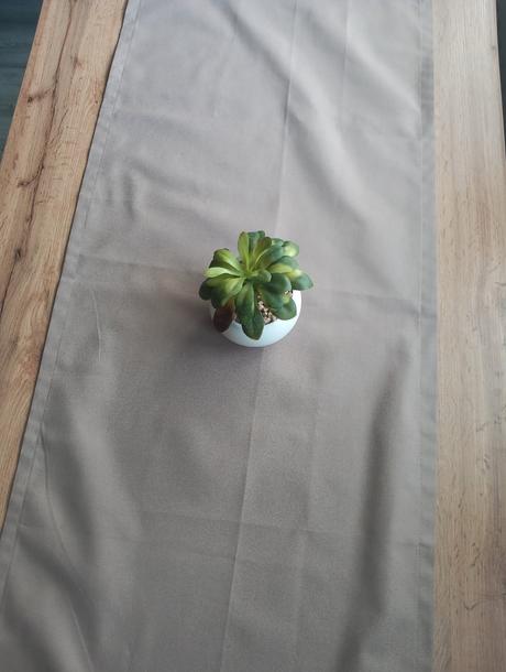 Obrus -štola na stôl hneda, 