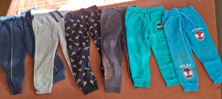 Chlapčenské tepláky 4 + 2 ks, h&m,104