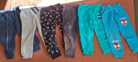 Chlapčenské tepláky 4 + 2 ks, h&m,104