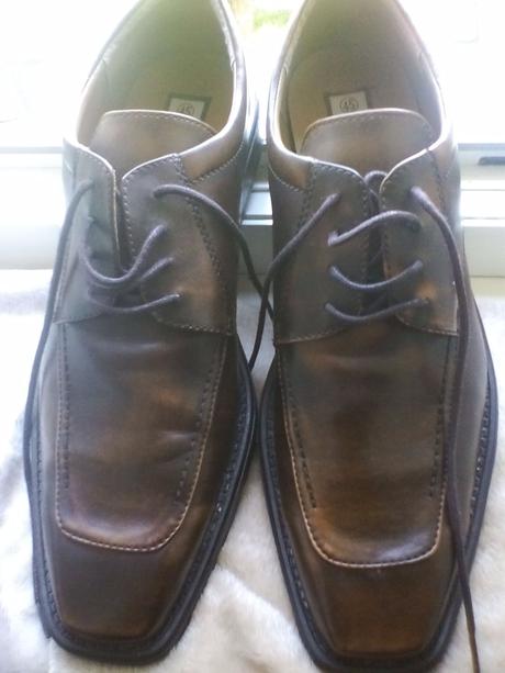 Kožené  pc 345 eur, reno,45