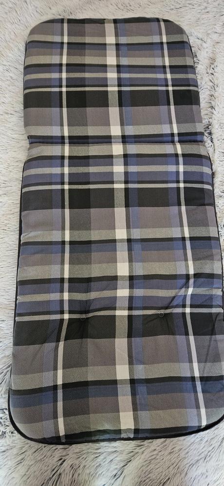 Vankúš na záhradný nábytok, 