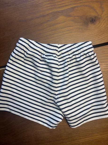 Nové s visačkou, h&m,110