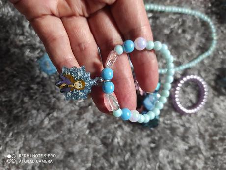 Frozen bižutéria 30náhrdelník, gumičky, sponky ..., disney