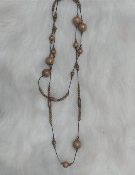 Náhrdelník z drevených koraliek, 