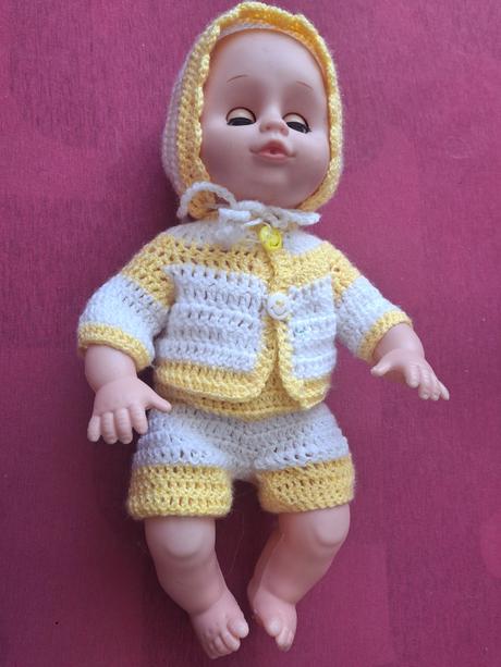 Retro žmurkajuca bábika, 