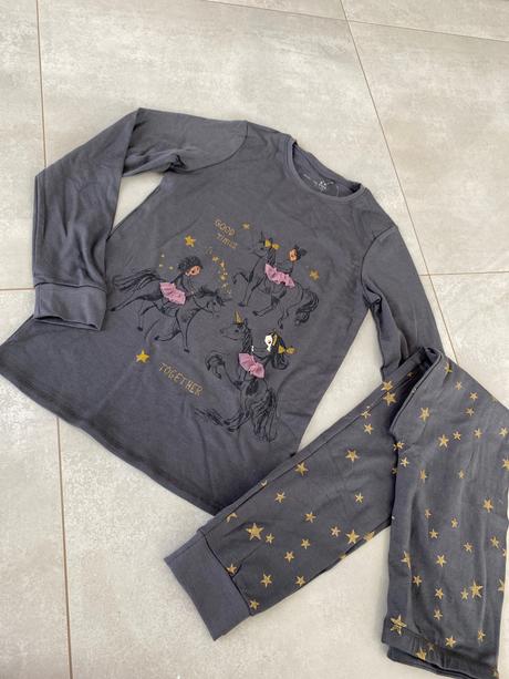 Pyzamko next, next,152