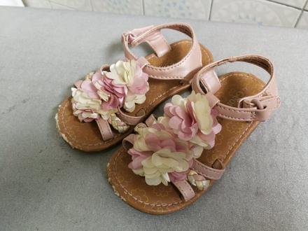 Kvetinové 24, george,24