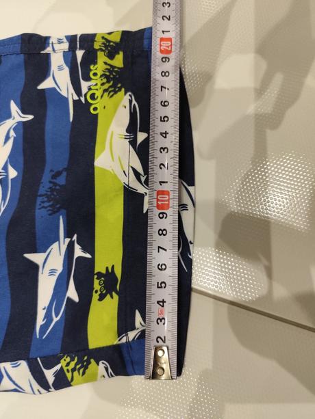 Predám chlapčenské kraťasy/plavky, 140