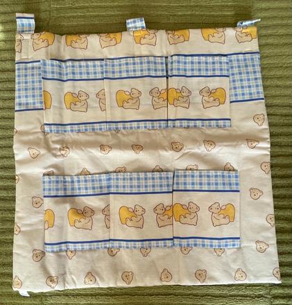 Vreckár-kapsár nový mackovia, šírka (cm): 60,dĺžka (cm): 60