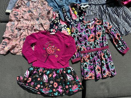 8 x šatky velkost 98, 98