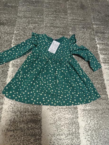 Dievčenské šaty, 98