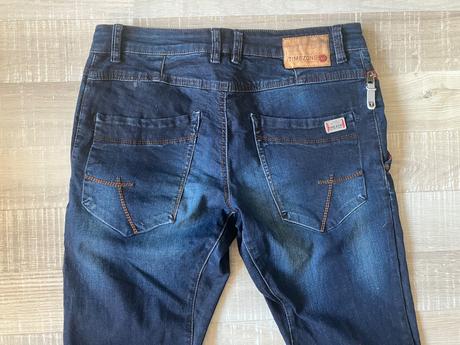 Minimálne nosene strecove rifle timezone, w32/l32, m