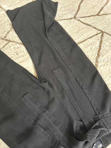 Široké nohavice, 128