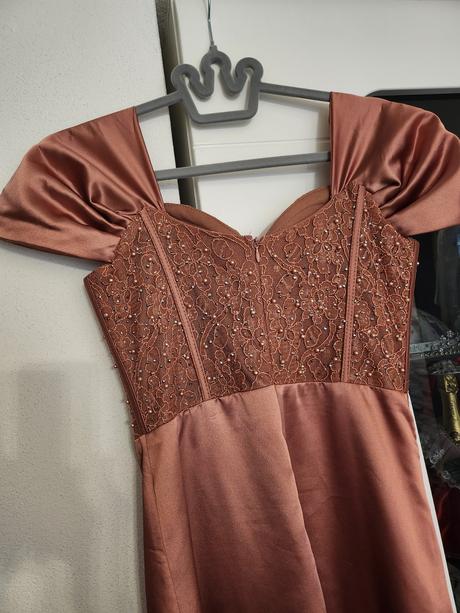 Spoločenské šaty renk na xs/s, xs