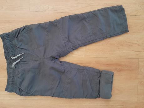 Nohavice menzestrove, benetton,80