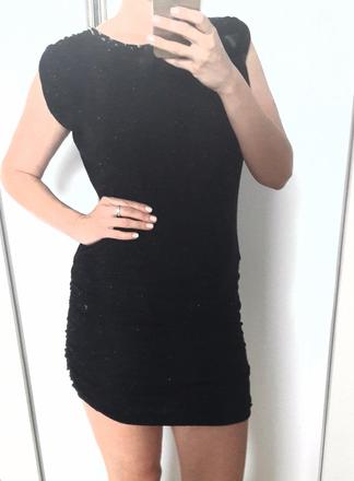 Trblietave minisaty s cipkovanym chrbatom, m