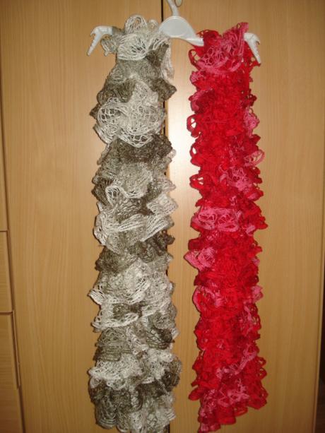 Volánové šály, s