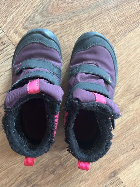 Decathlon waterpruf 26-27, quechua,26