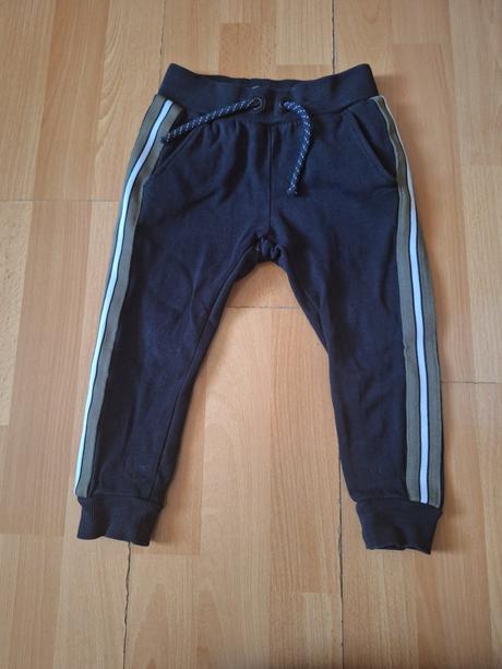 Tepláky, lindex,92